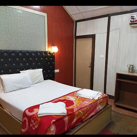 Gold India Beach Resort Govind Nagar Extérieur photo