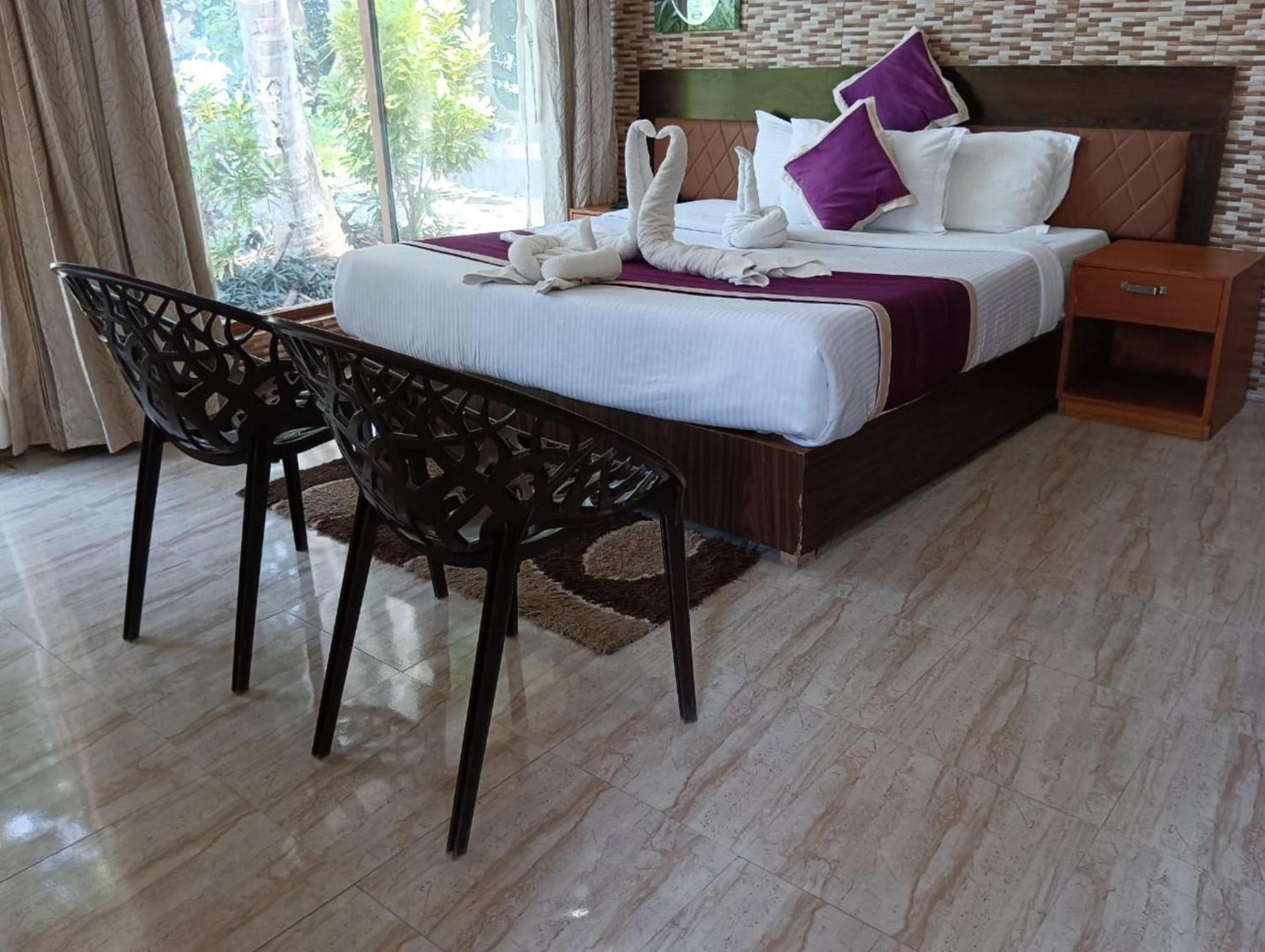 Gold India Beach Resort Govind Nagar Extérieur photo